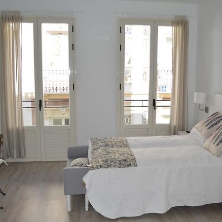 Modern Studio Flat Close To Plaza Merced Malaga Ngoại thất bức ảnh