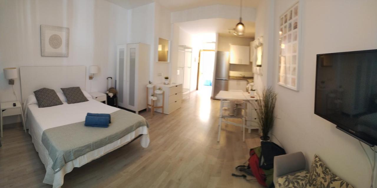 Modern Studio Flat Close To Plaza Merced Malaga Ngoại thất bức ảnh