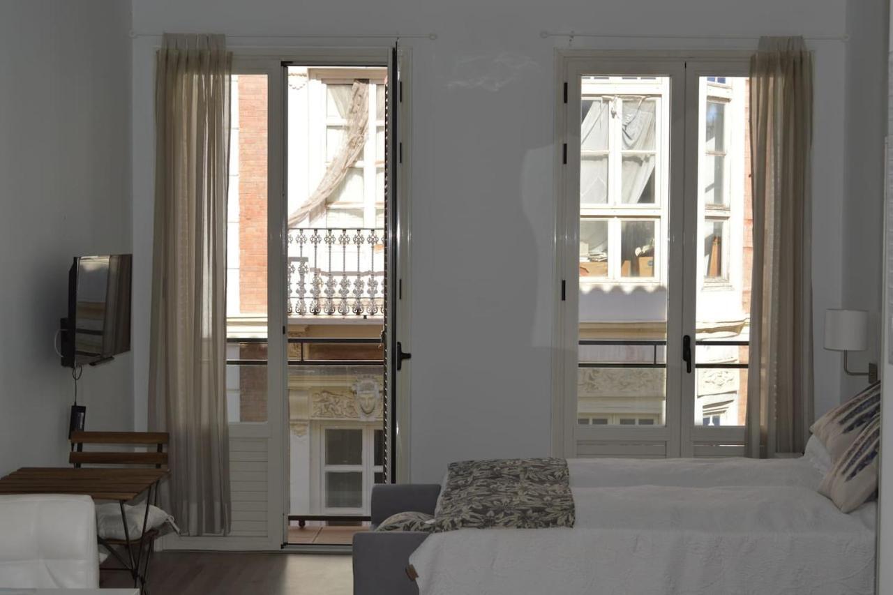 Modern Studio Flat Close To Plaza Merced Malaga Ngoại thất bức ảnh