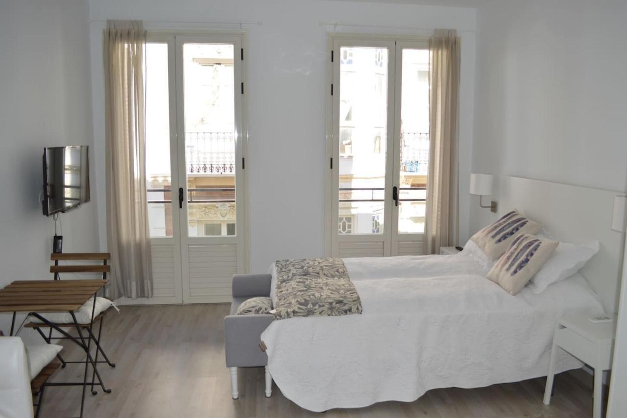 Modern Studio Flat Close To Plaza Merced Malaga Ngoại thất bức ảnh
