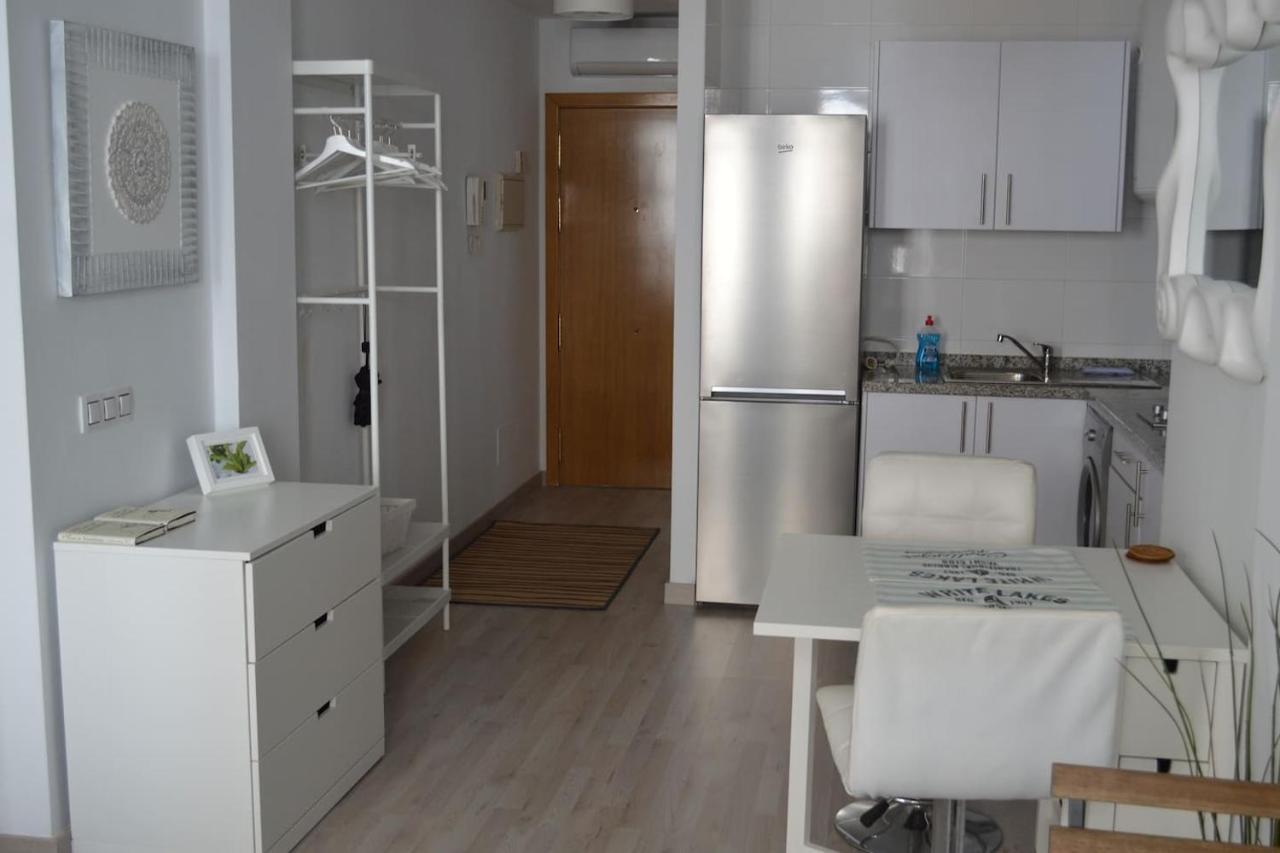 Modern Studio Flat Close To Plaza Merced Malaga Ngoại thất bức ảnh